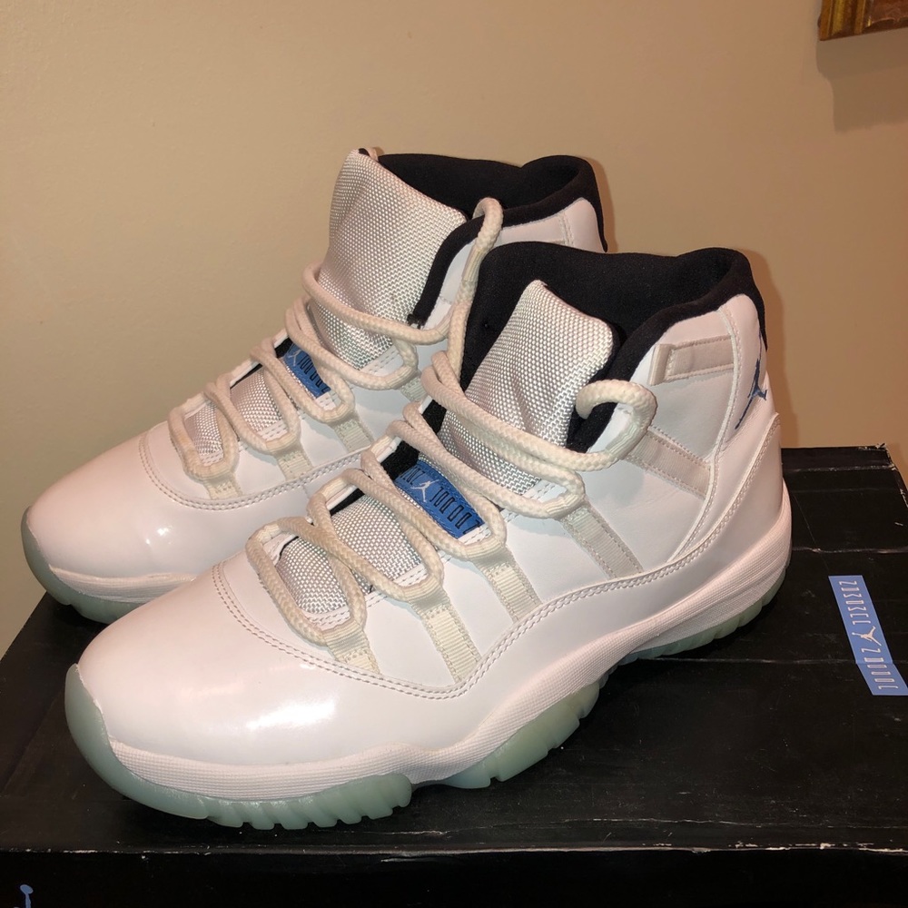 Jordan Retro 11’s Legend Blue | 8.5 Men/10 Women